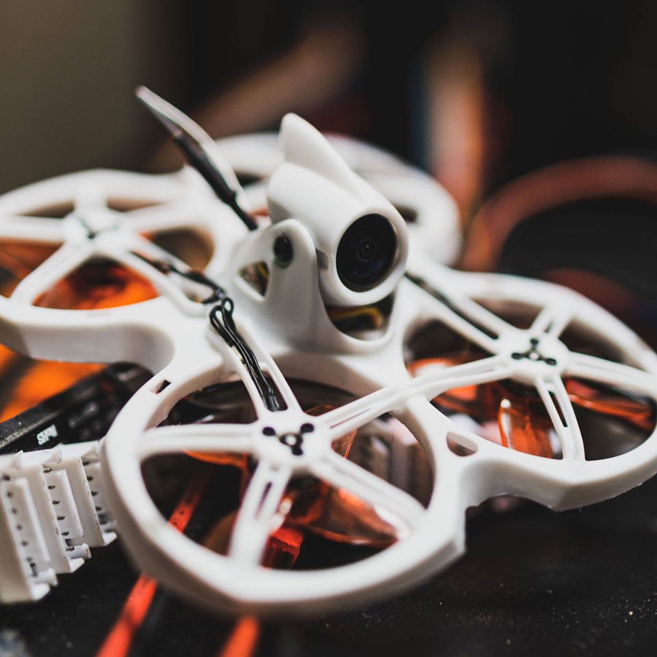 Emax-Drone de course Tinyhawk  - Drone Racing Charger avis et prix